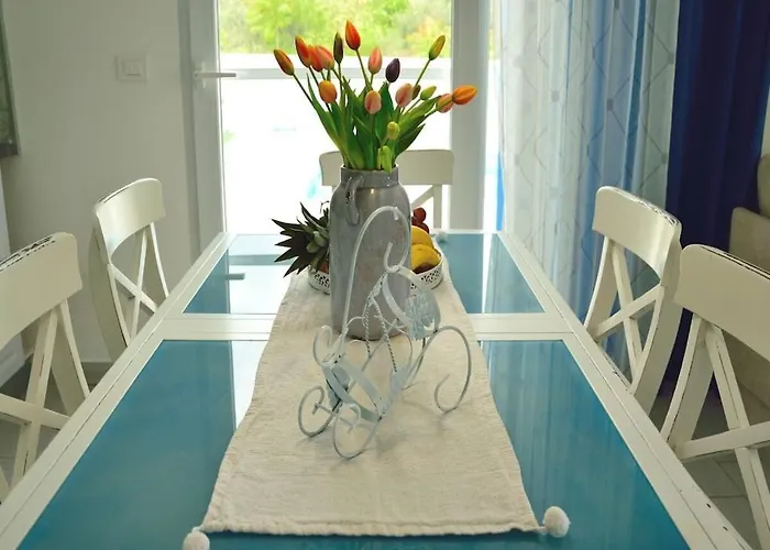 Dom wakacyjny Anna Comfortable Vinjerac